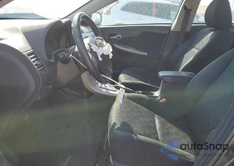 2010 Toyota Corolla Base из США, поврежденный, VIN 2T1BU4EE9AC450438